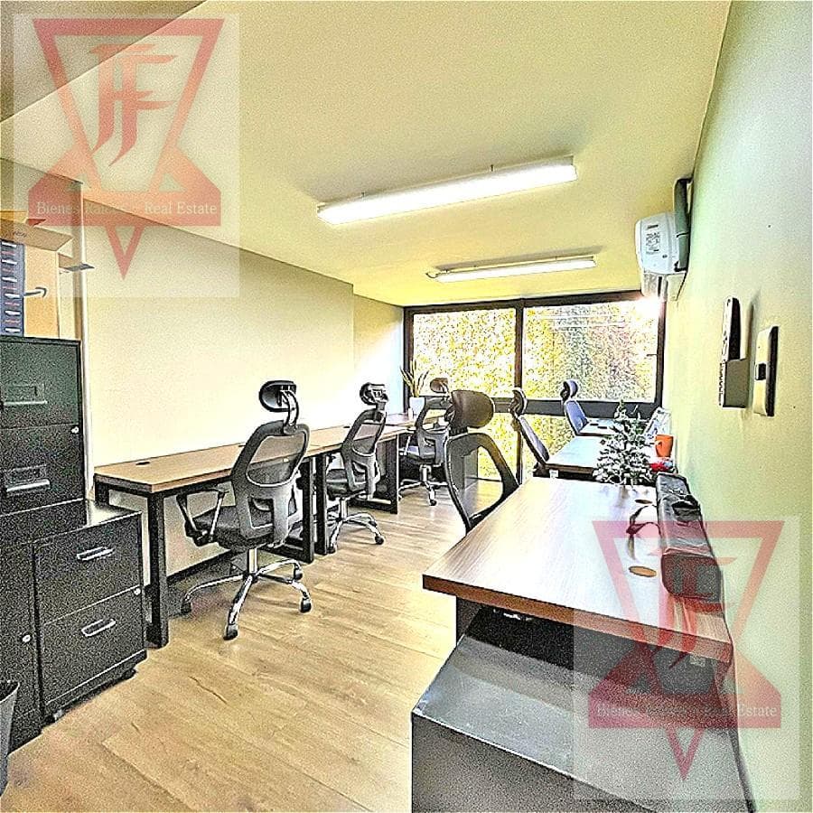Office for Rent in Roma Norte, Mexico City - Accommodates up to 7 People - Premium Furnishings!