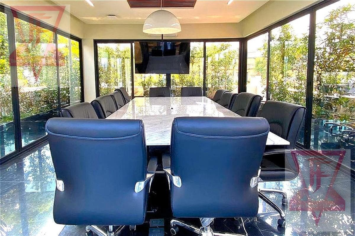 Office for Rent – Roma Norte, Mexico City, AAA-Rated Building with Panoramic Views—Accommodates Up to 10 People!