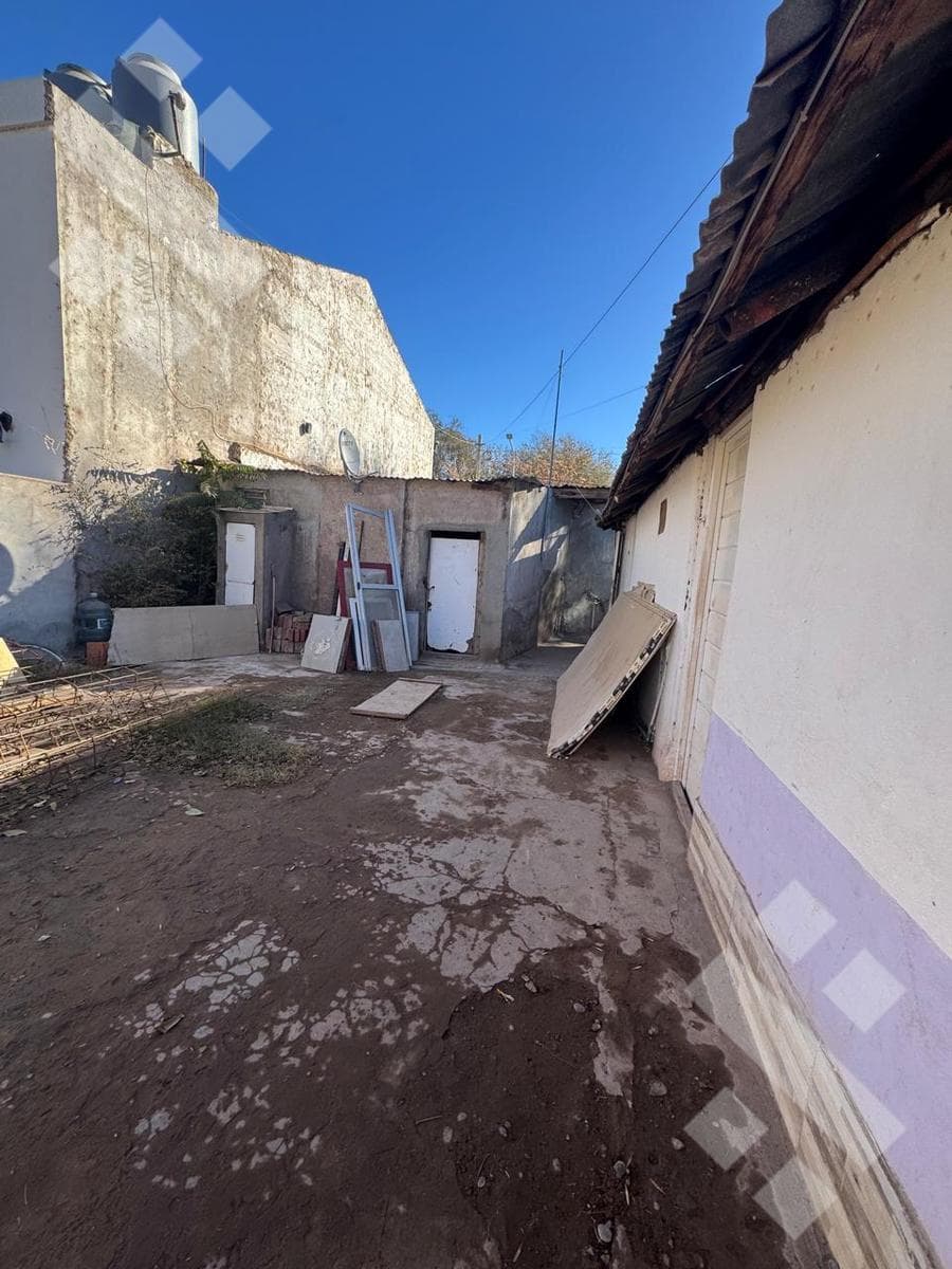 FOR SALE: 652M2 LOT (SUITABLE FOR DEVELOPMENT) - AÑELO