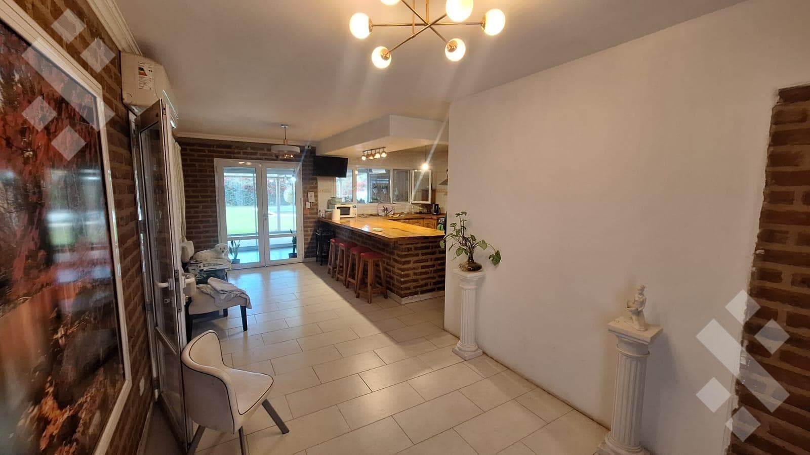 For Sale | 3-Bedroom House | Barrio Navarro | Plottier