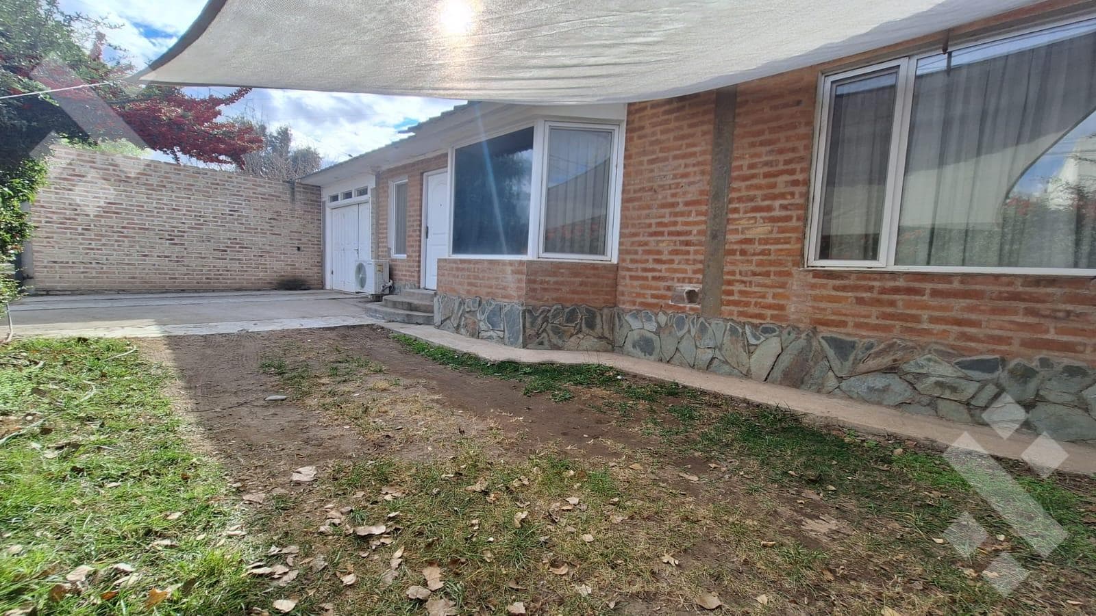 For Sale | 3-Bedroom House | Barrio Navarro | Plottier
