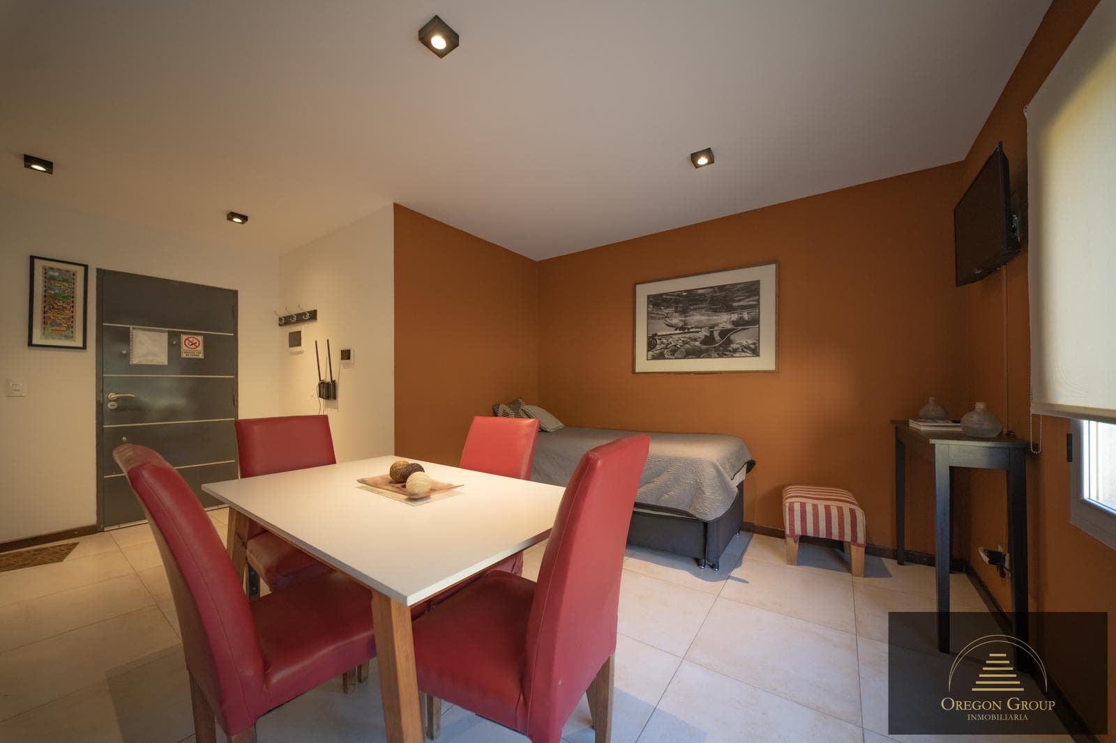Apartment for rent at 1359 San Martin Avenue