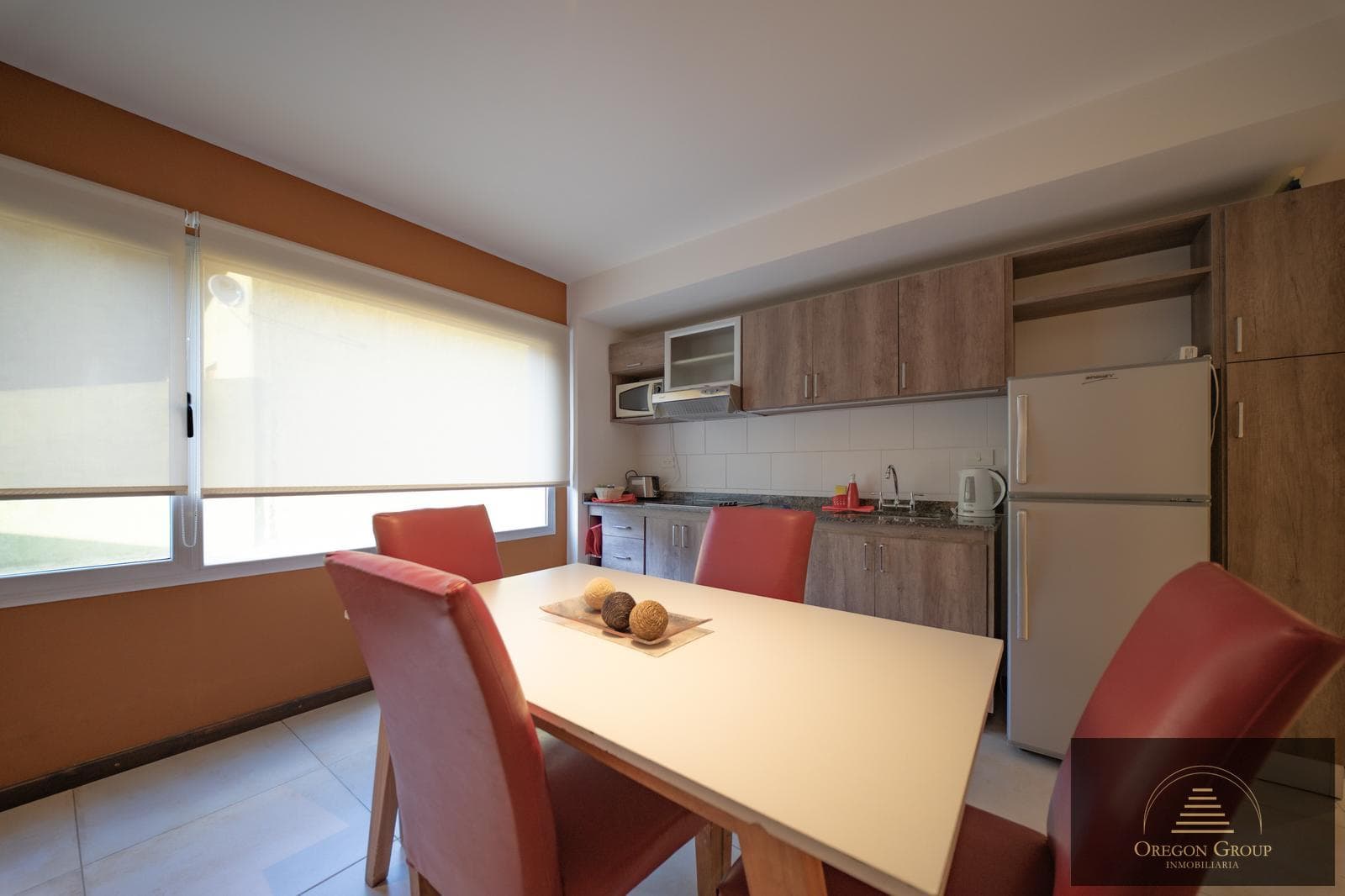 Apartment for rent at 1359 San Martin Avenue