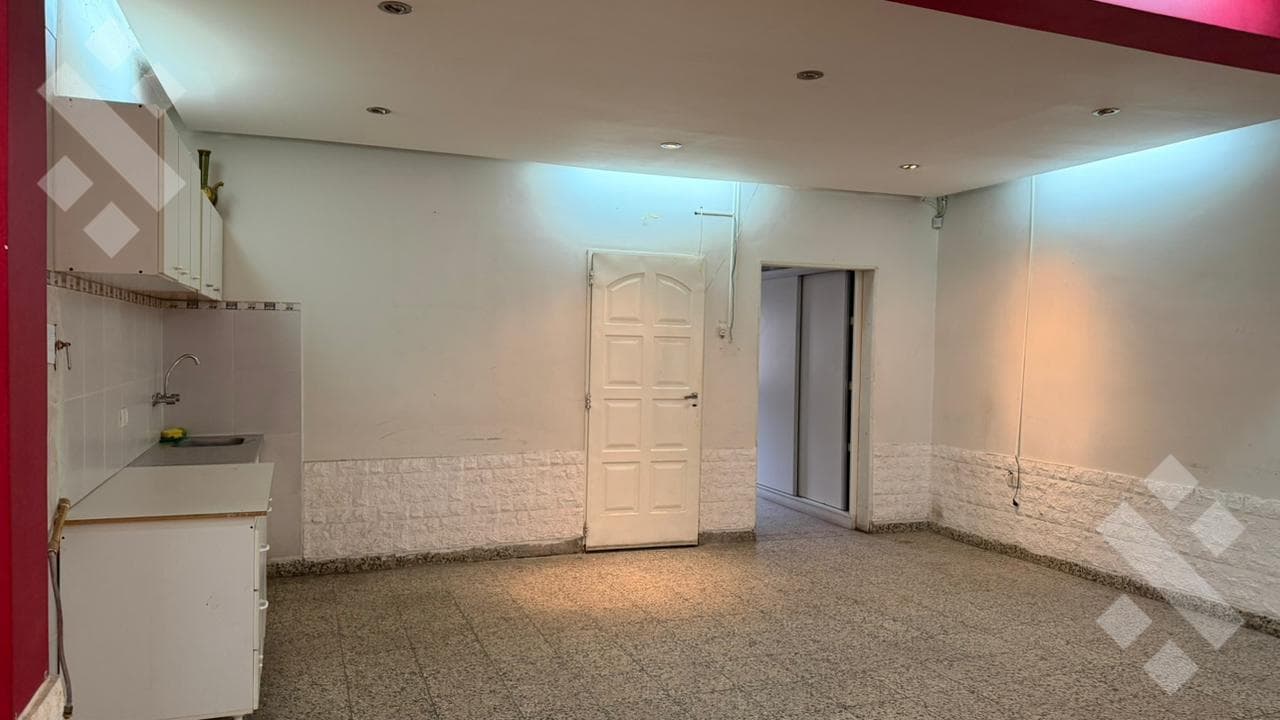 3-BEDROOM HOUSE COMMERCIAL SPACE - MARIANO MORENO NEIGHBORHOOD, NEUQUÉN