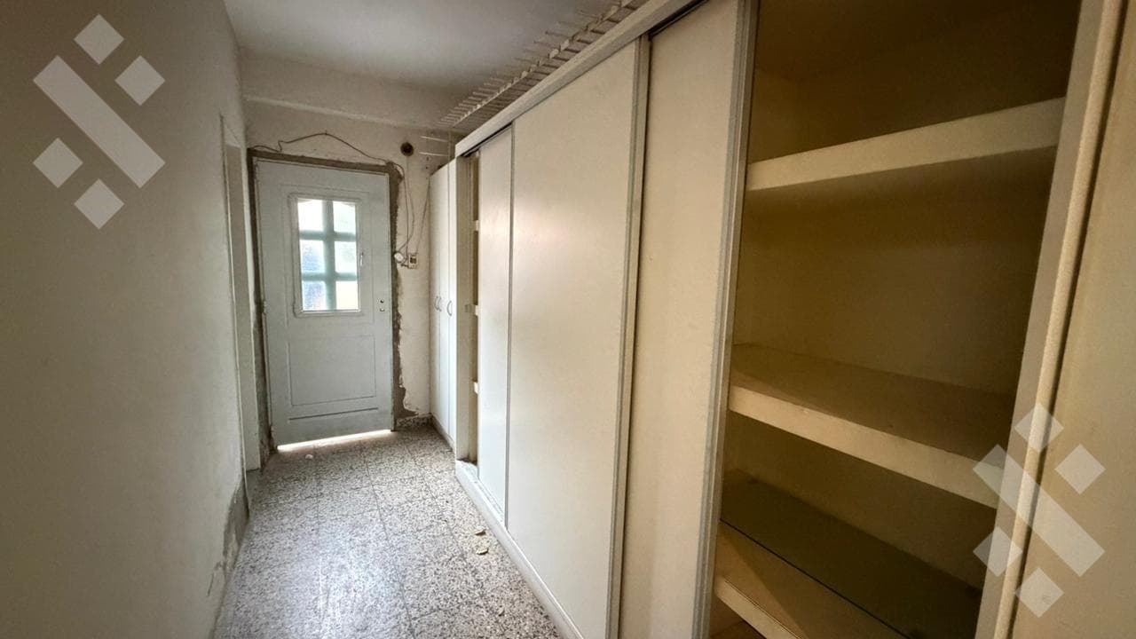 3-BEDROOM HOUSE COMMERCIAL SPACE - MARIANO MORENO NEIGHBORHOOD, NEUQUÉN