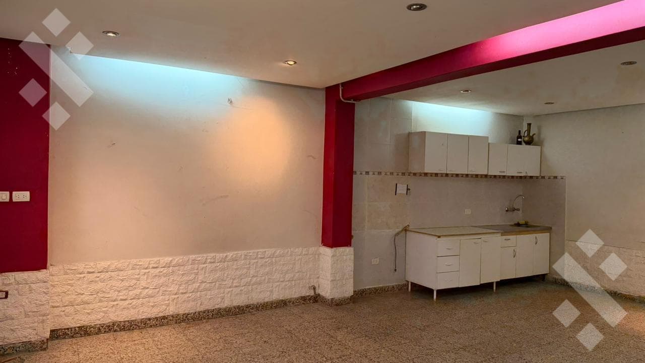 3-BEDROOM HOUSE COMMERCIAL SPACE - MARIANO MORENO NEIGHBORHOOD, NEUQUÉN