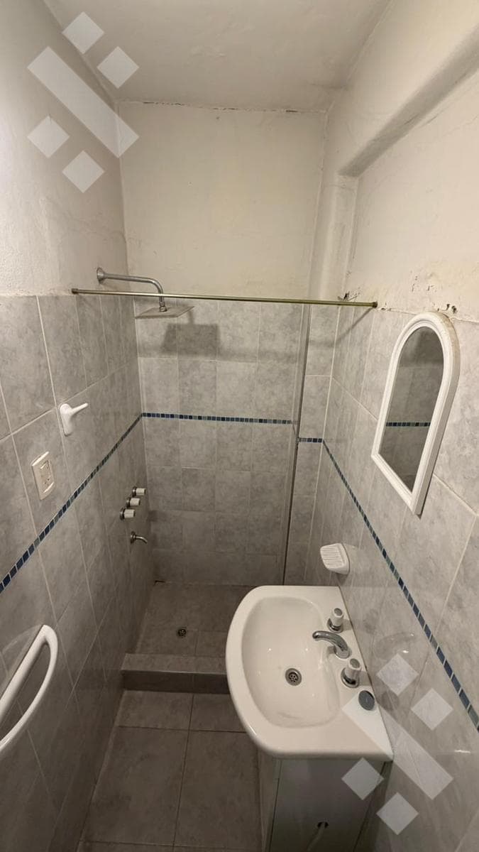 3-BEDROOM HOUSE COMMERCIAL SPACE - MARIANO MORENO NEIGHBORHOOD, NEUQUÉN