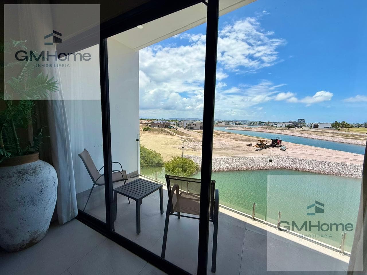 Marina Mazatlán Apartment