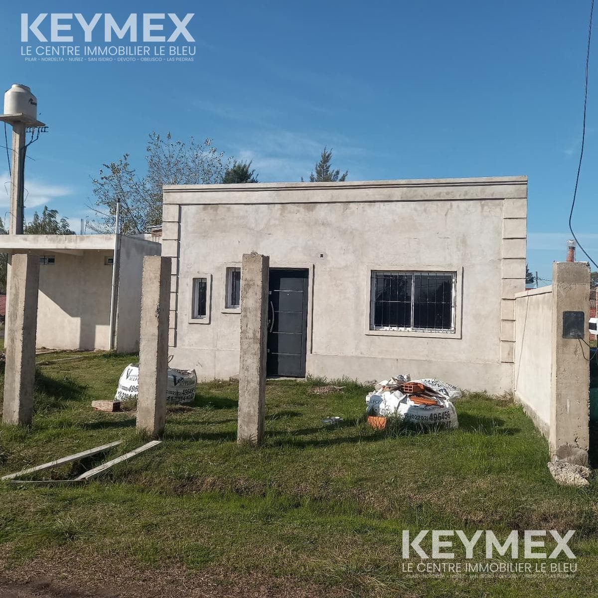House for Sale in Virrey del Pino - To Continue Building