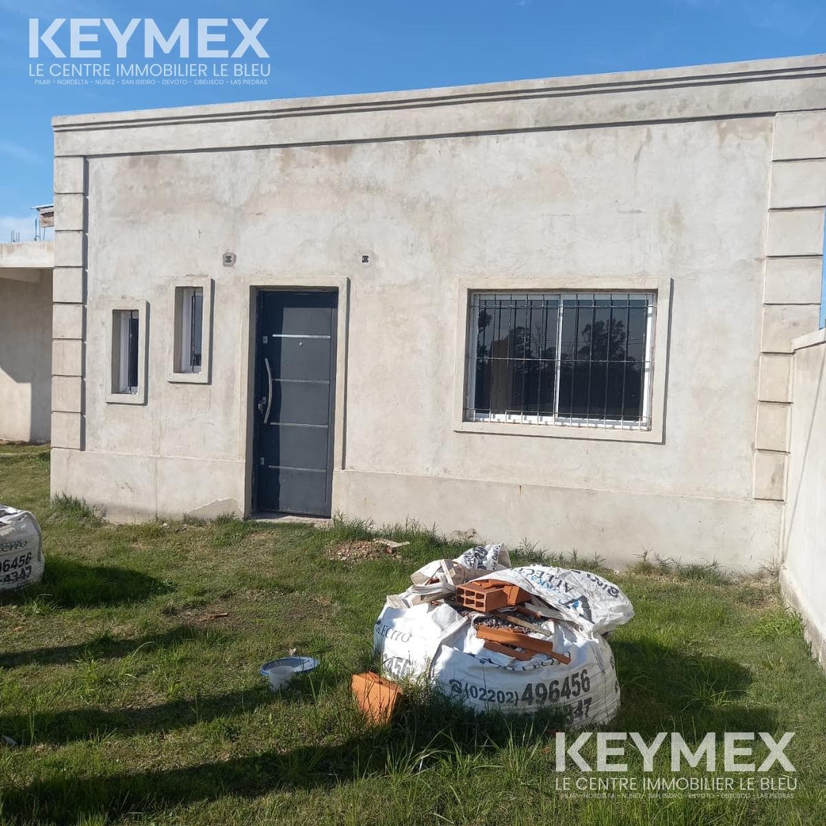 House for Sale in Virrey del Pino - To Continue Building