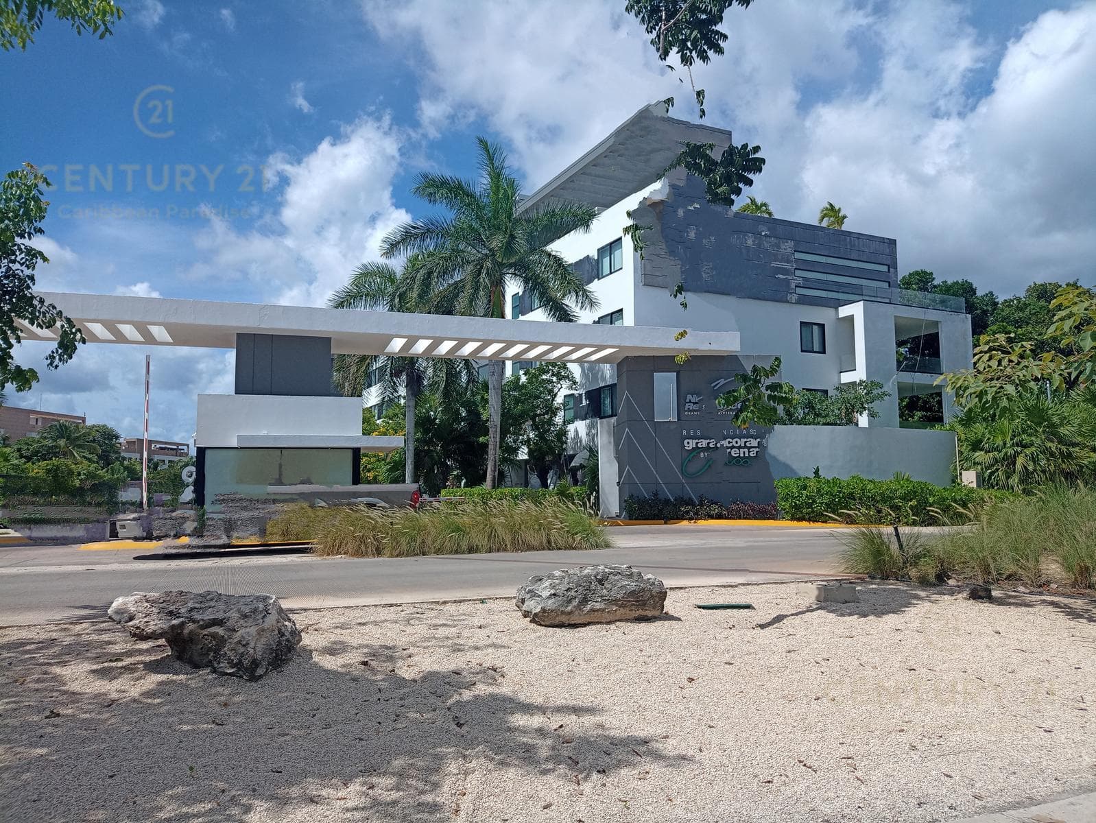Apartment for Rent by Nick Price in Corasol, Playa del Carmen P4626