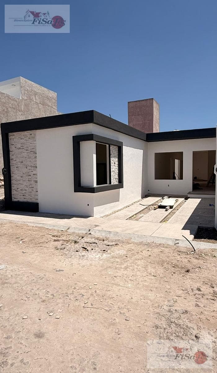 PRE-SALE HOME IN VISTA ALTA, TEQUISQUIAPAN