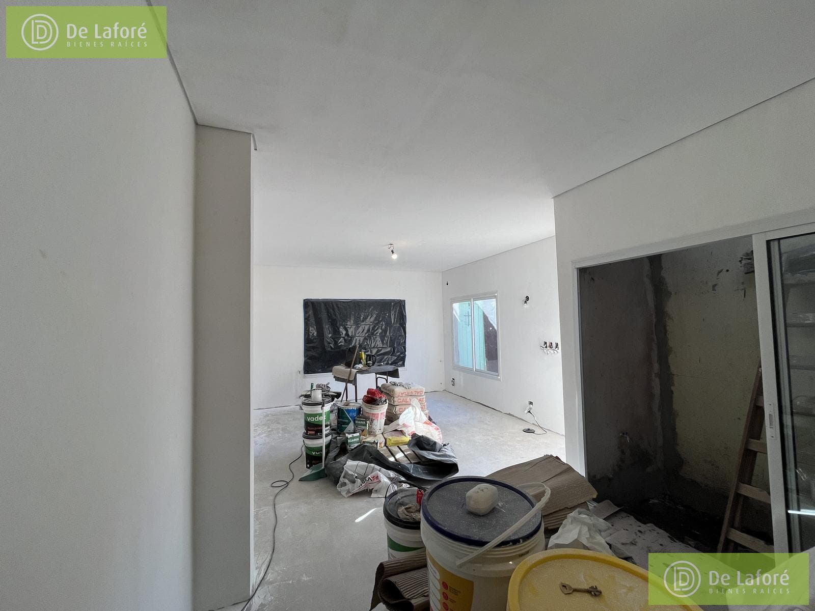 FOR SALE - 3-bedroom house, fully renovated, Beccar | Completely remodeled, with its own lot and garden. Eligible for financing