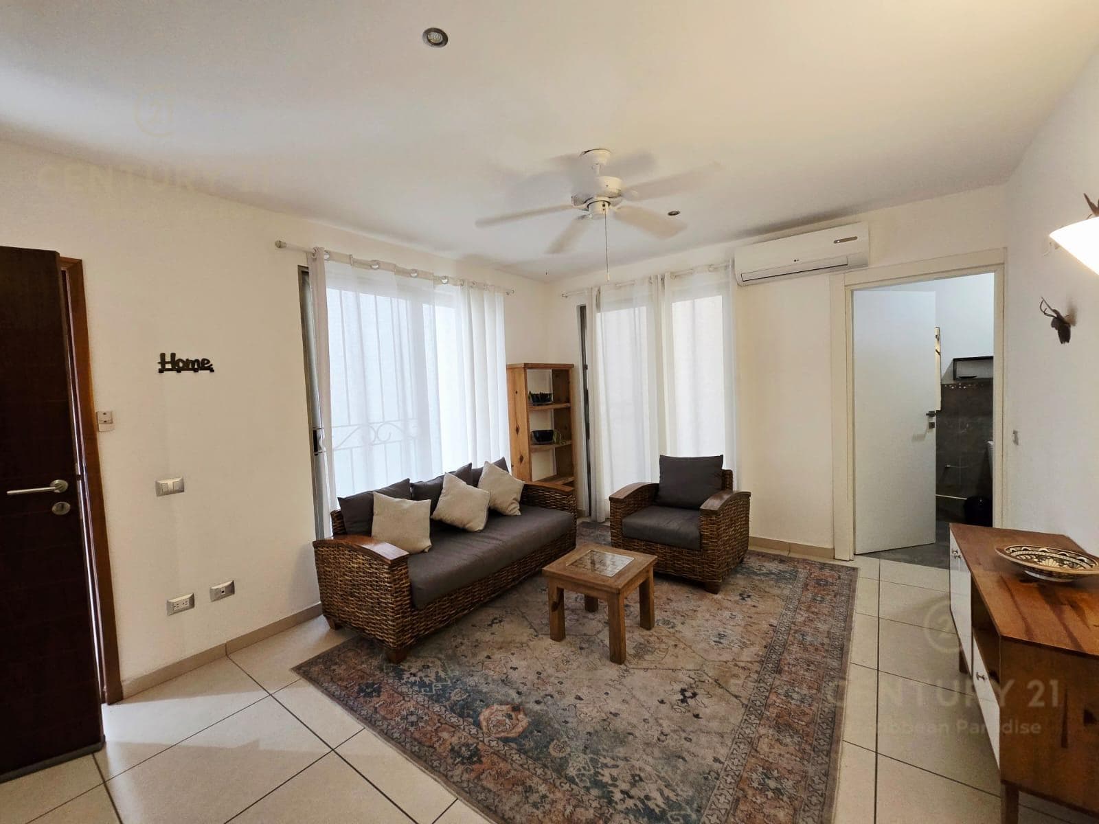 Ground-Floor Apartment for Sale with 2 Bedrooms | Downtown Playa del Carmen | P4621