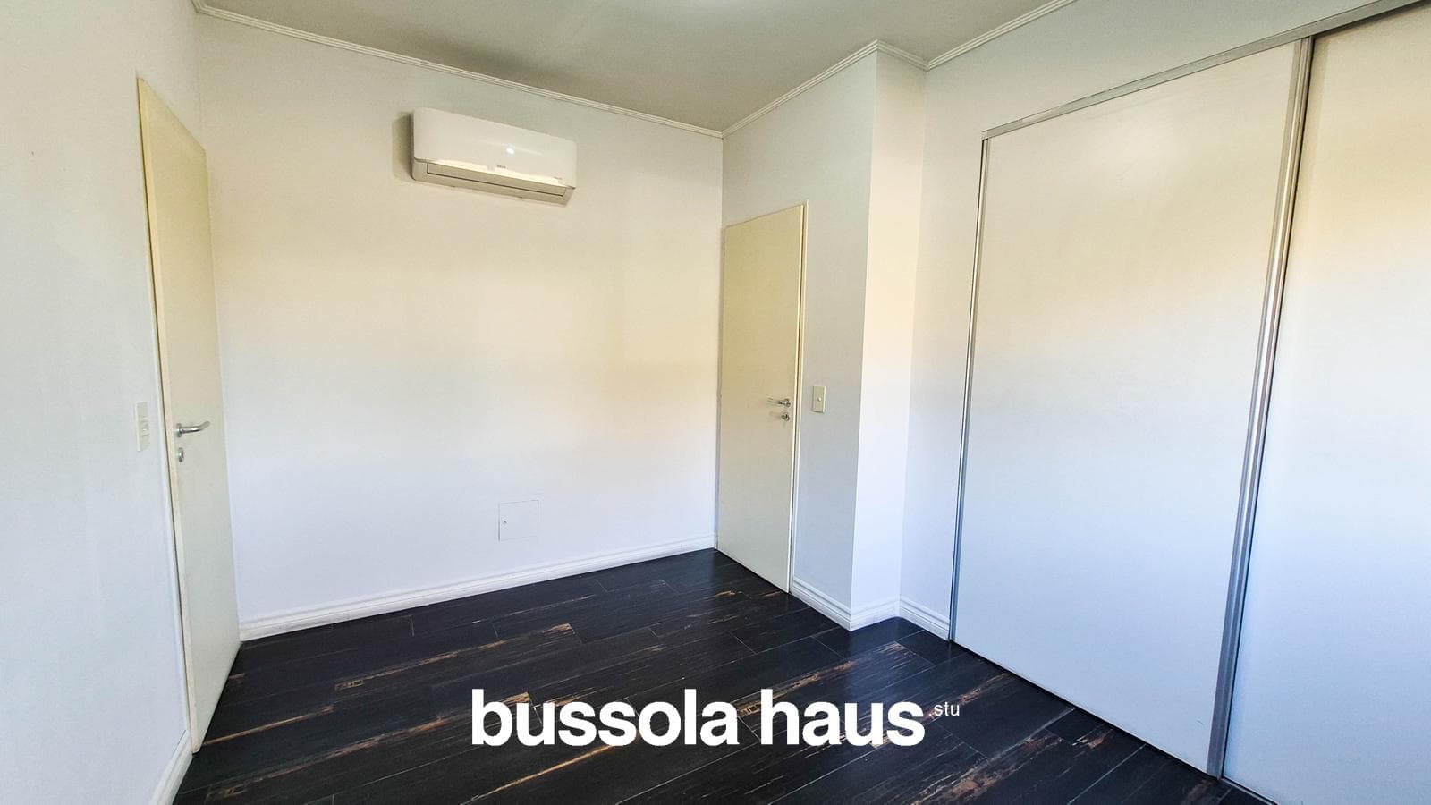 Single-story 3-bedroom house in San Matias Eccobar
