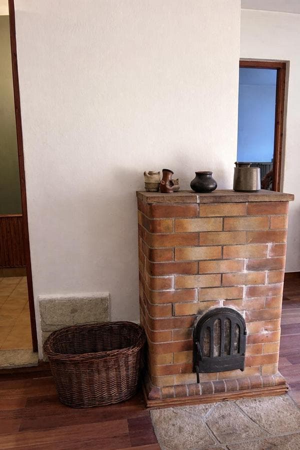 HOUSE ON BUSTILLO | COMMERCIAL PROPERTY