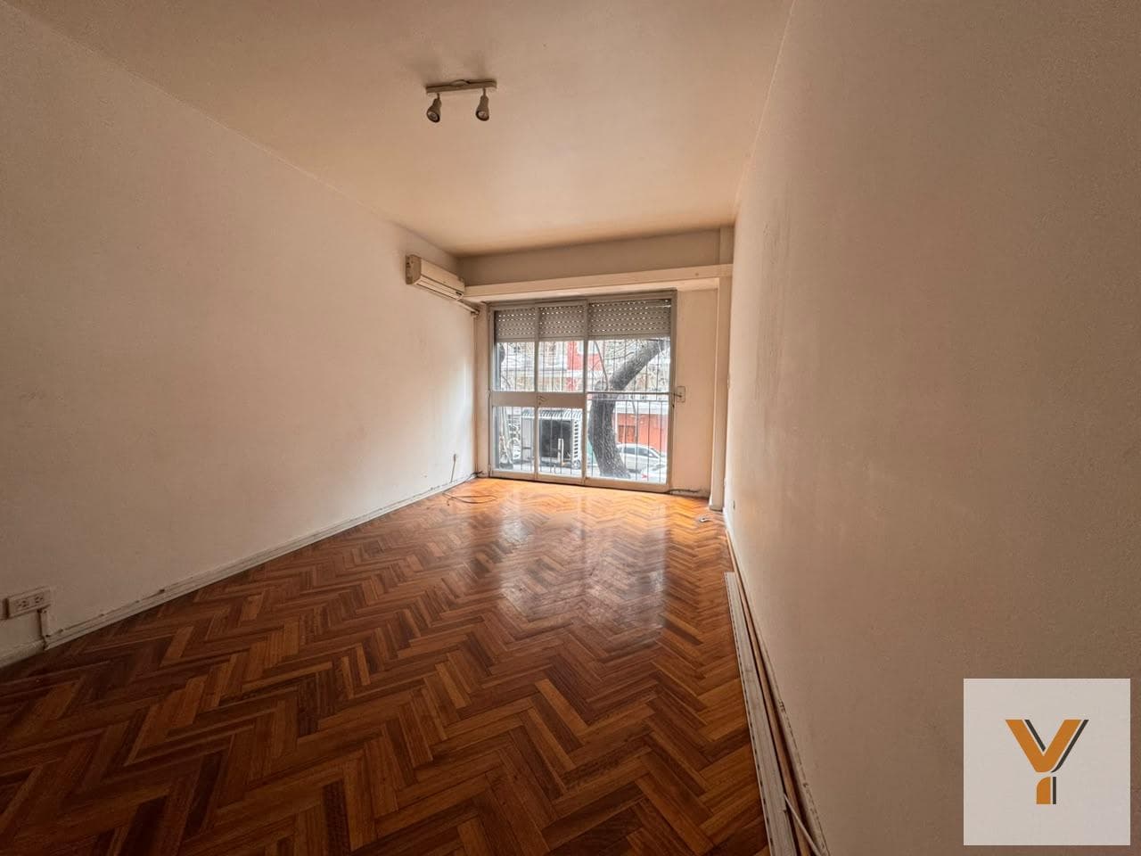 Apartment for Rent - 1 Bedroom, 1 Bathroom - 48 m² - Almagro