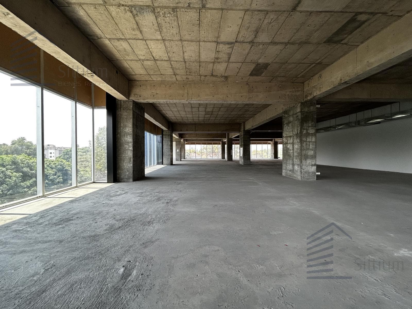 Furnished Office for Rent - Marina Nacional - 4,154 m2 - 2nd Floor