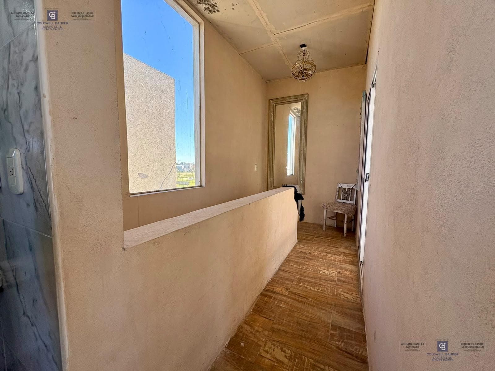 Venta casa 3 ambientes , pileta, quincho y cocheras en Domselaar chico San Vicente.