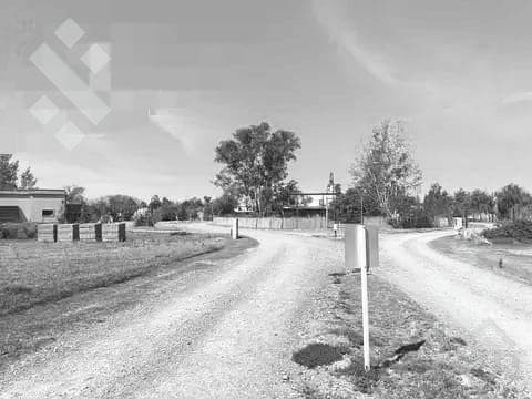 For Sale: Lot - Criollita Street - 902 - General Fernández Oro - Río Negro -