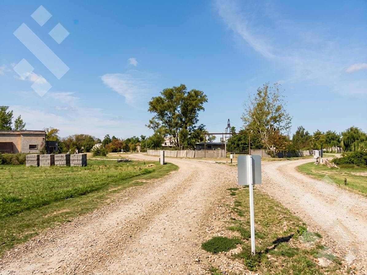 For Sale: Lot - Criollita Street - 902 - General Fernández Oro - Río Negro -