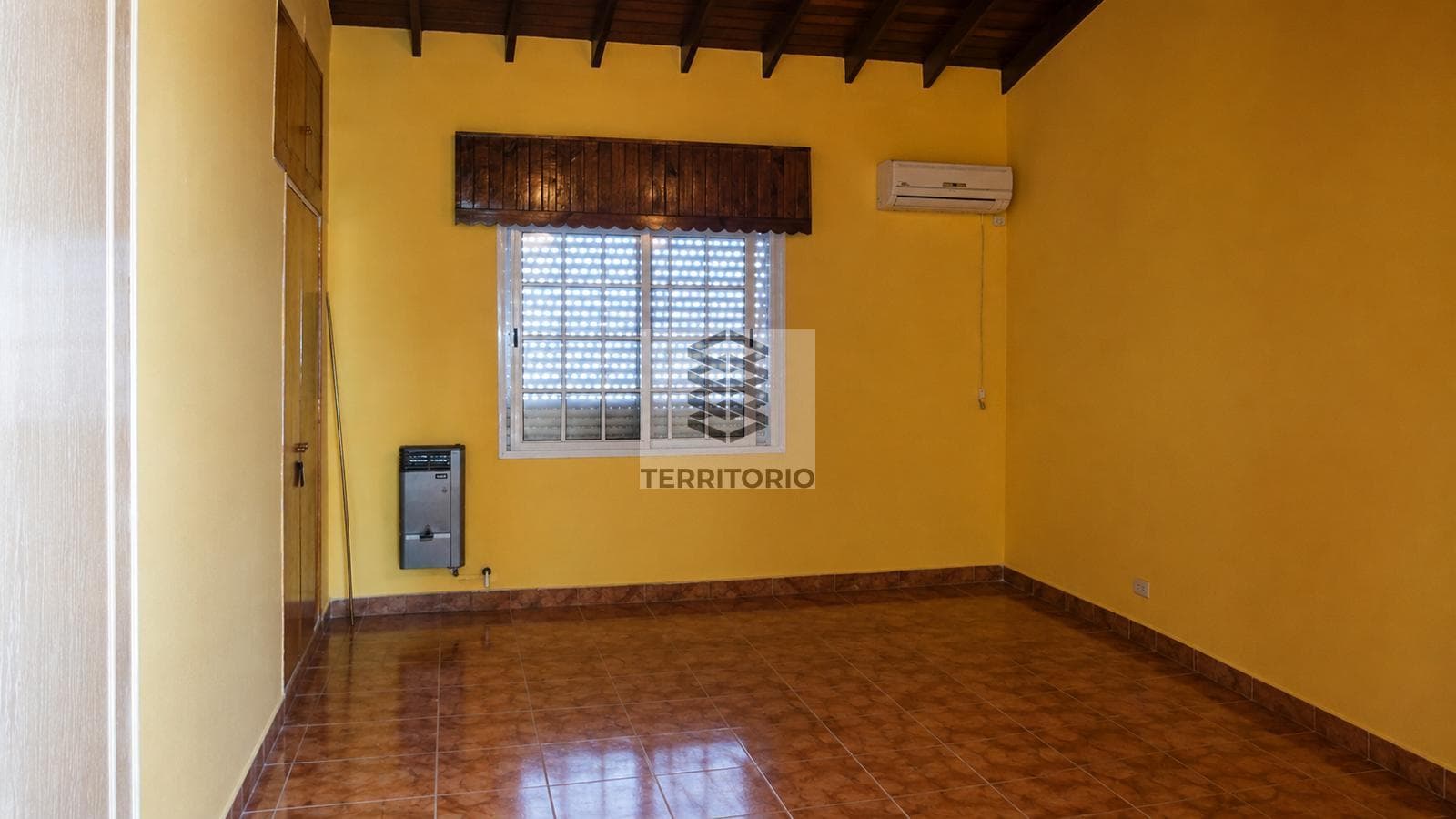 Two apartments in Gregorio De Laferrere