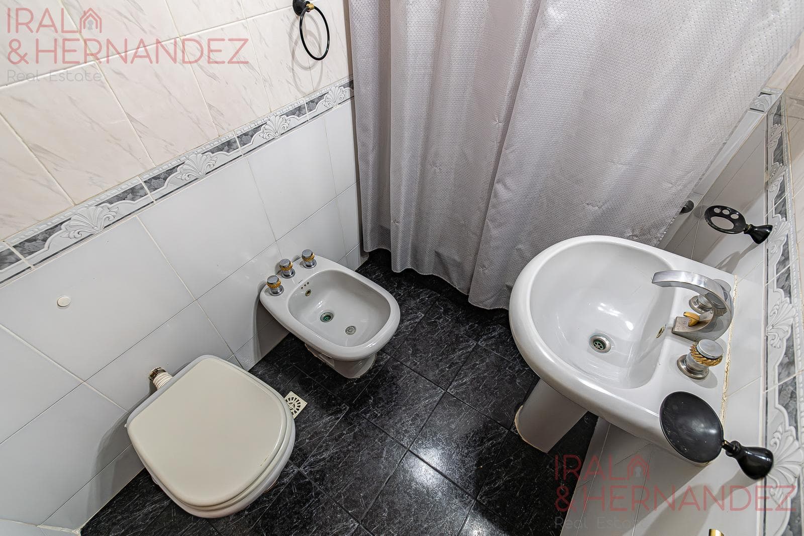 Venta Casa En Lote Propio Parque y Cochera - San Martín