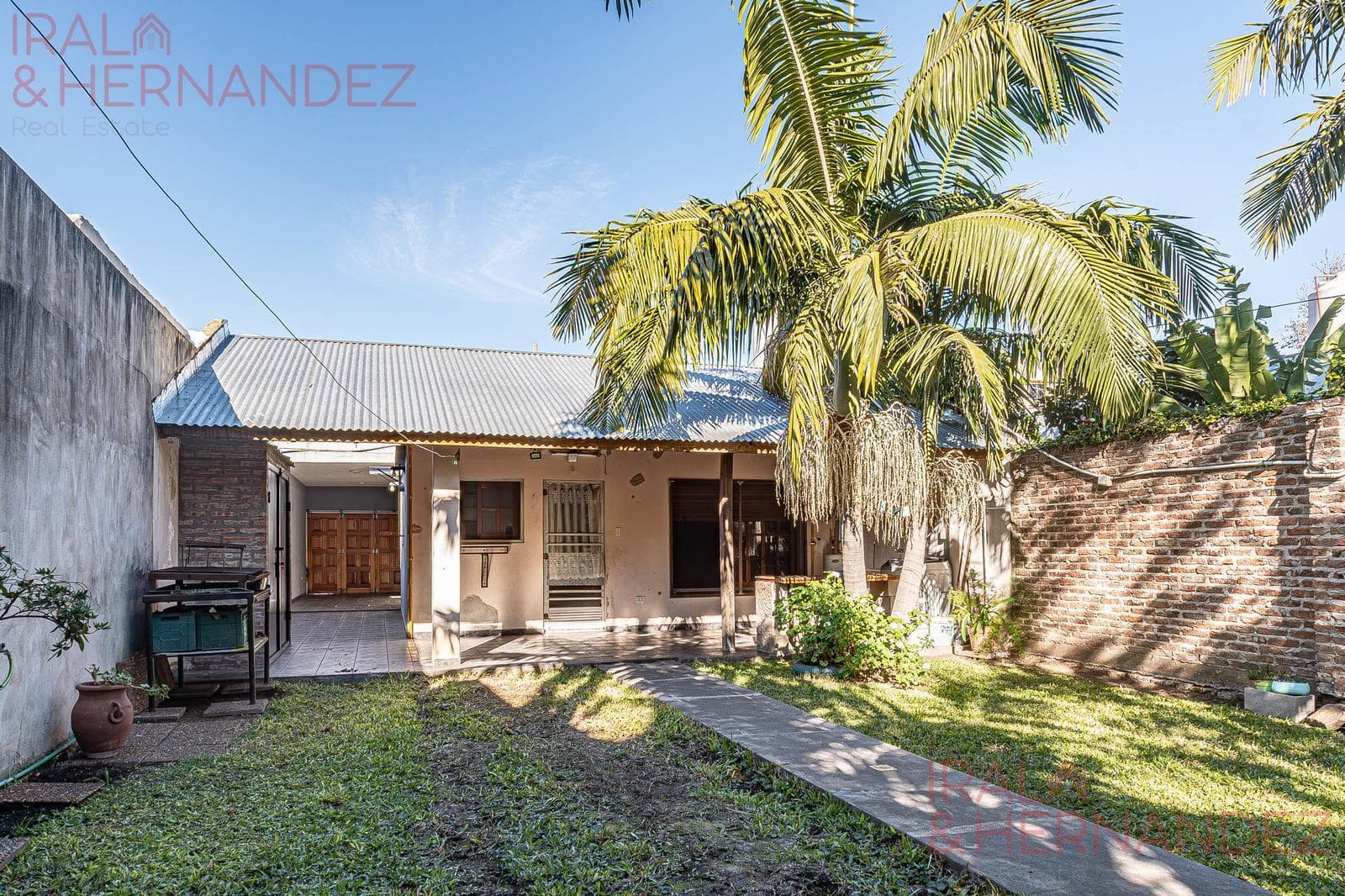 Venta Casa En Lote Propio Parque y Cochera - San Martín