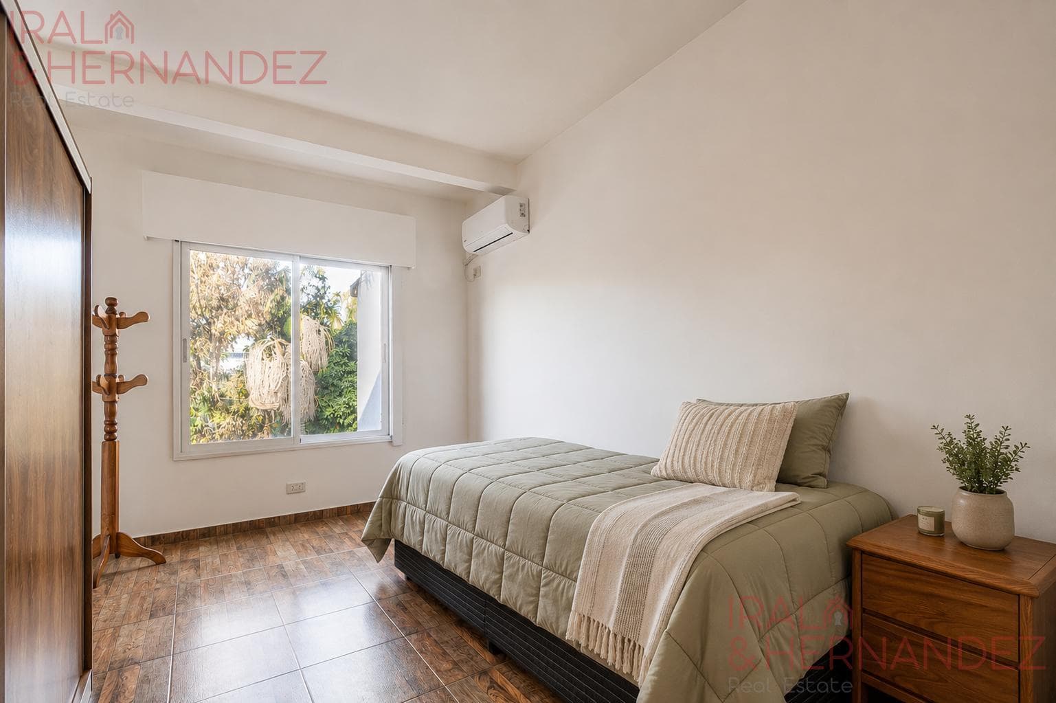 Venta Casa En Lote Propio Parque y Cochera - San Martín