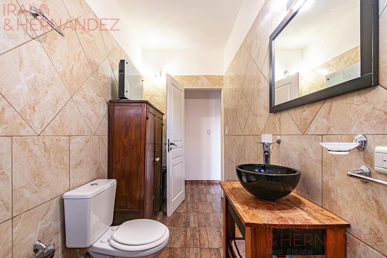 Venta Casa En Lote Propio Parque y Cochera - San Martín