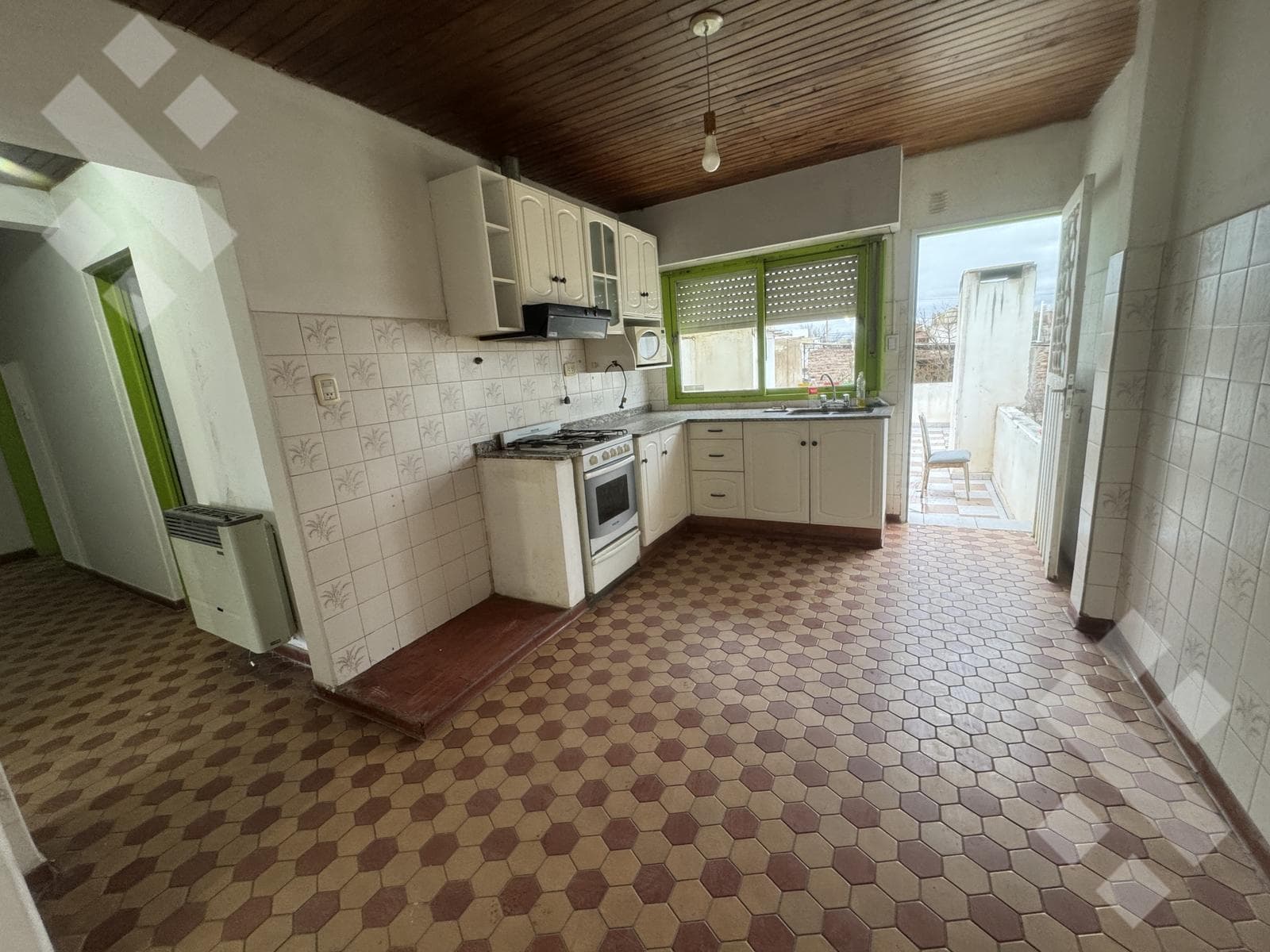 3-Bedroom Apartment for Sale in Cipolletti
