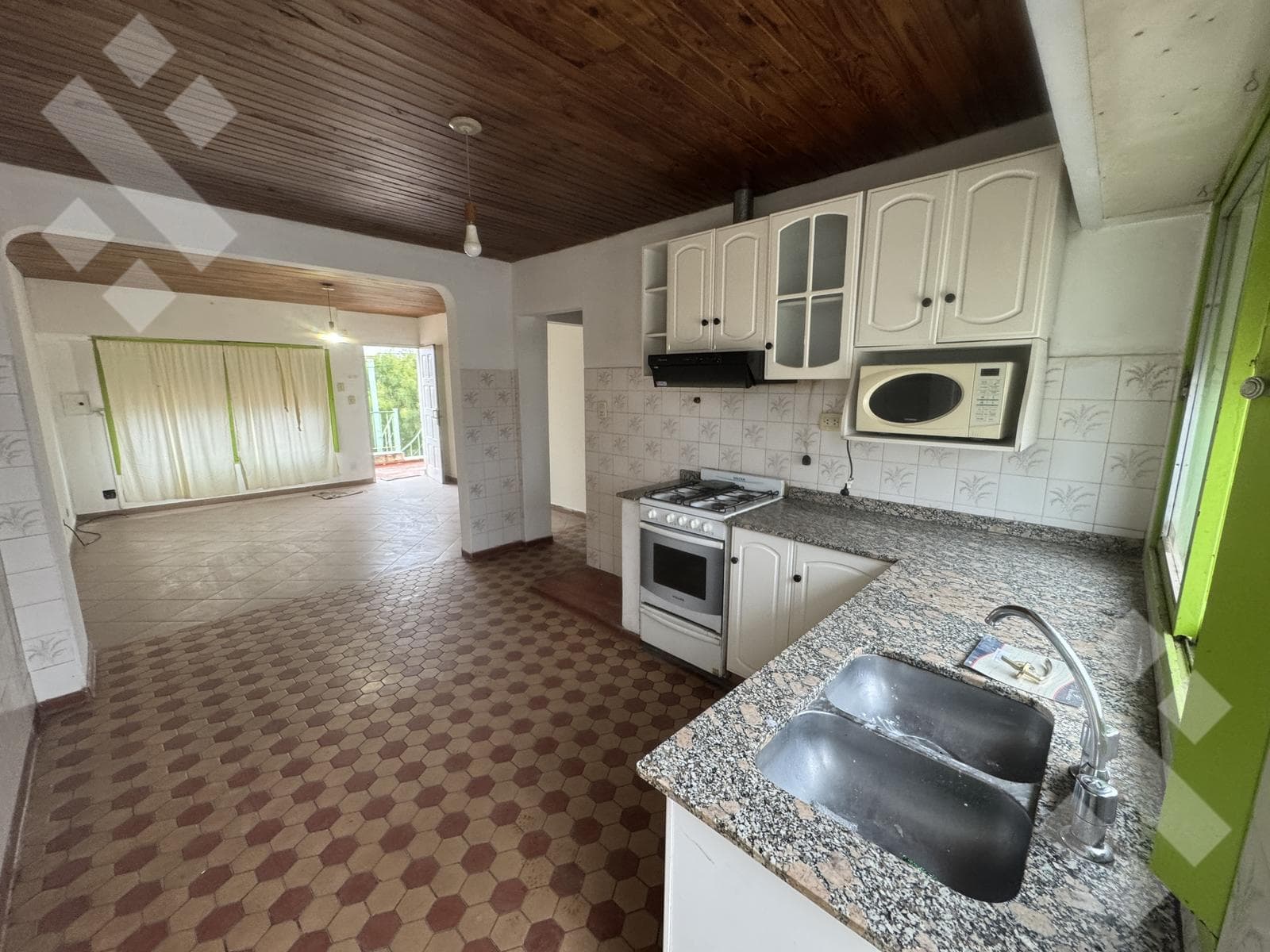 3-Bedroom Apartment for Sale in Cipolletti
