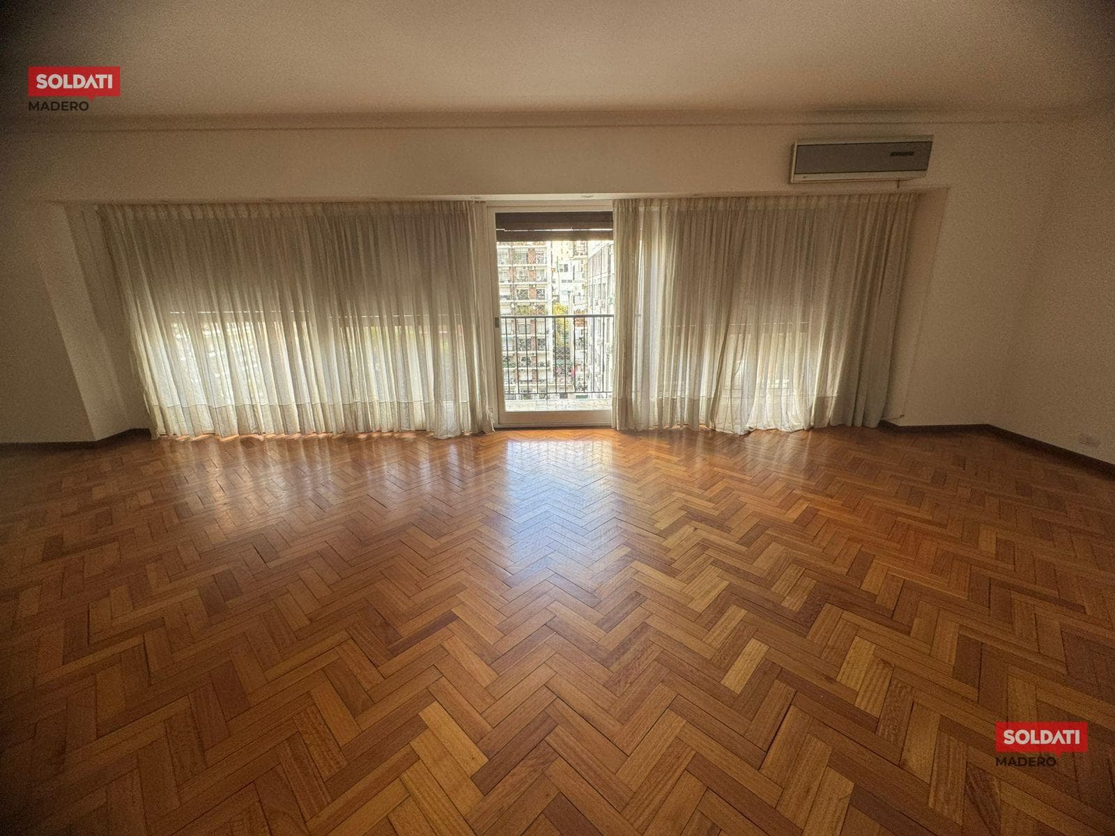 4-ROOM APARTMENT FOR SALE IN BELGRANO C