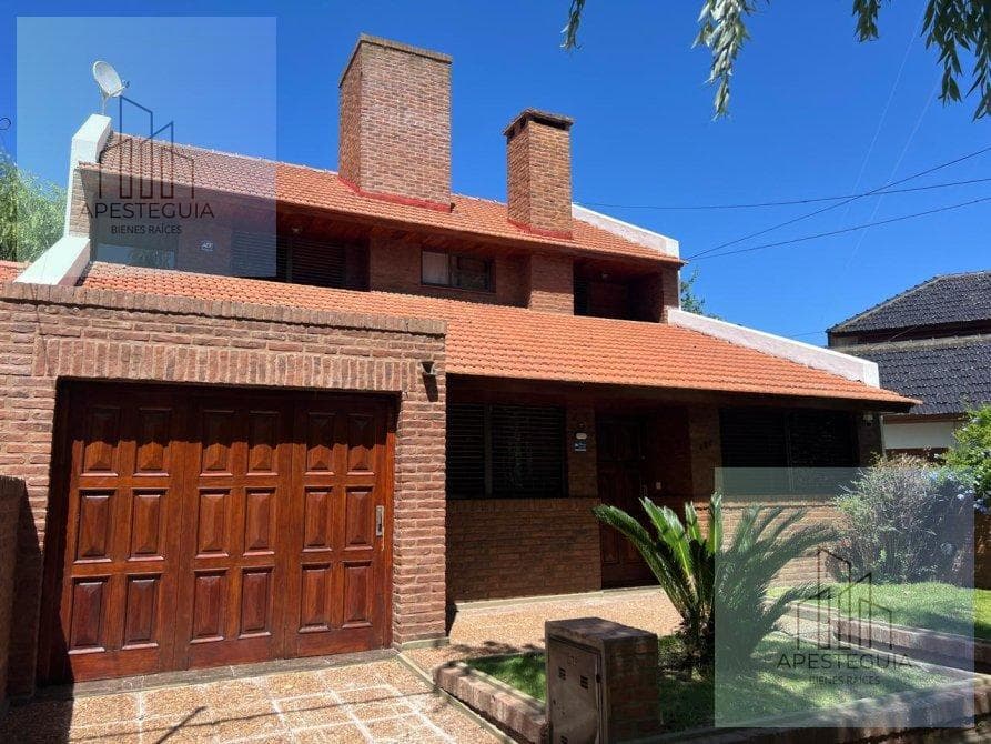HOUSE in CHASCOMUS - SAN JOSE Neighborhood