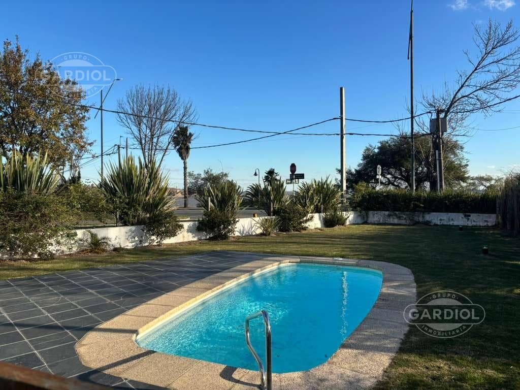 1-Bedroom Apartment for Rent on Rambla Costanera, Colonia del Sacramento.
