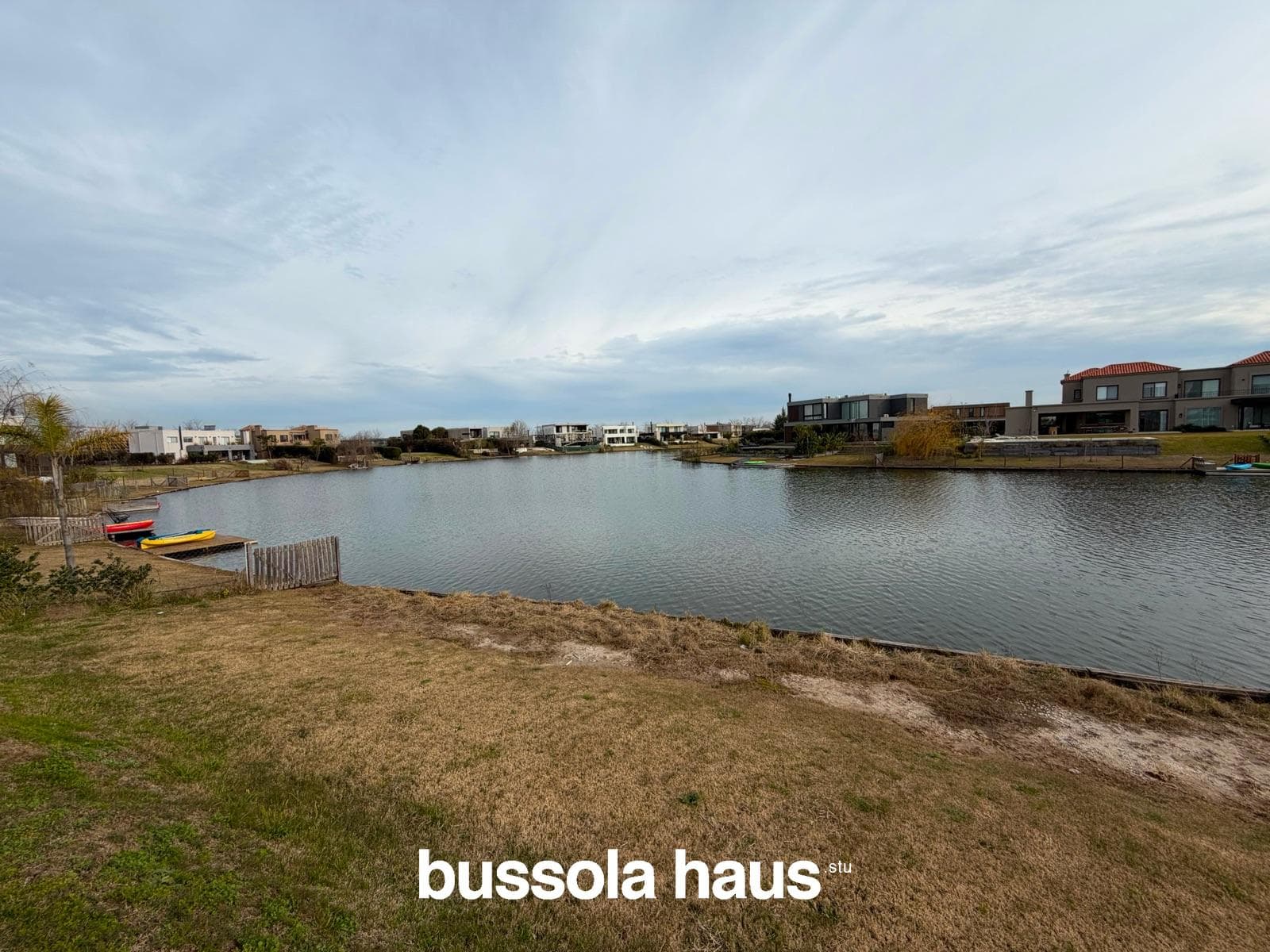 House under construction with 3 bedrooms overlooking the lake in Marinas Puertos del Lago