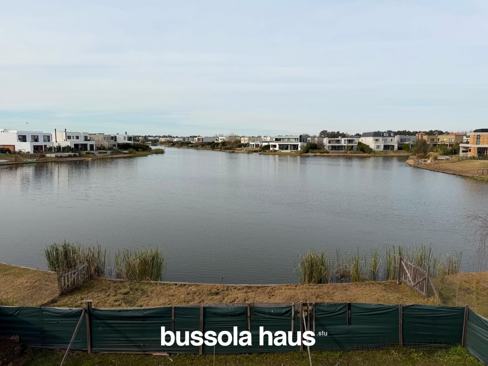 House under construction with 3 bedrooms overlooking the lake in Marinas Puertos del Lago
