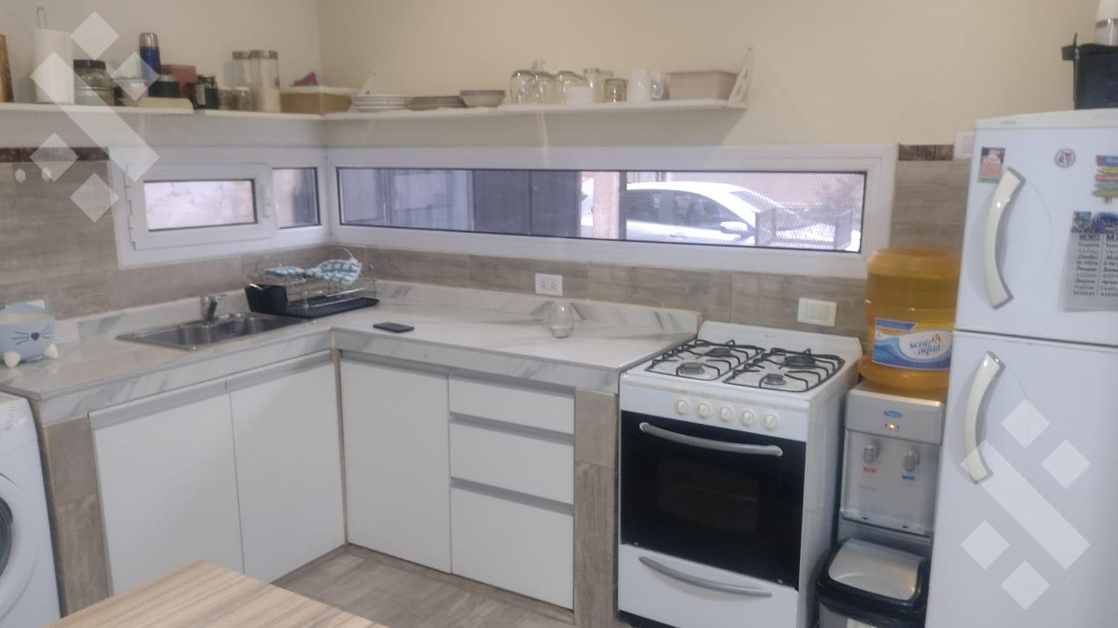3-BEDROOM HOUSE FOR RENT WITH A BARBECUE AREA