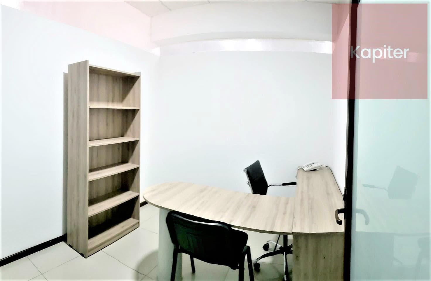Office or clinic with utilities included in the rent on Av. Tecnológico, Querétaro, Querétaro