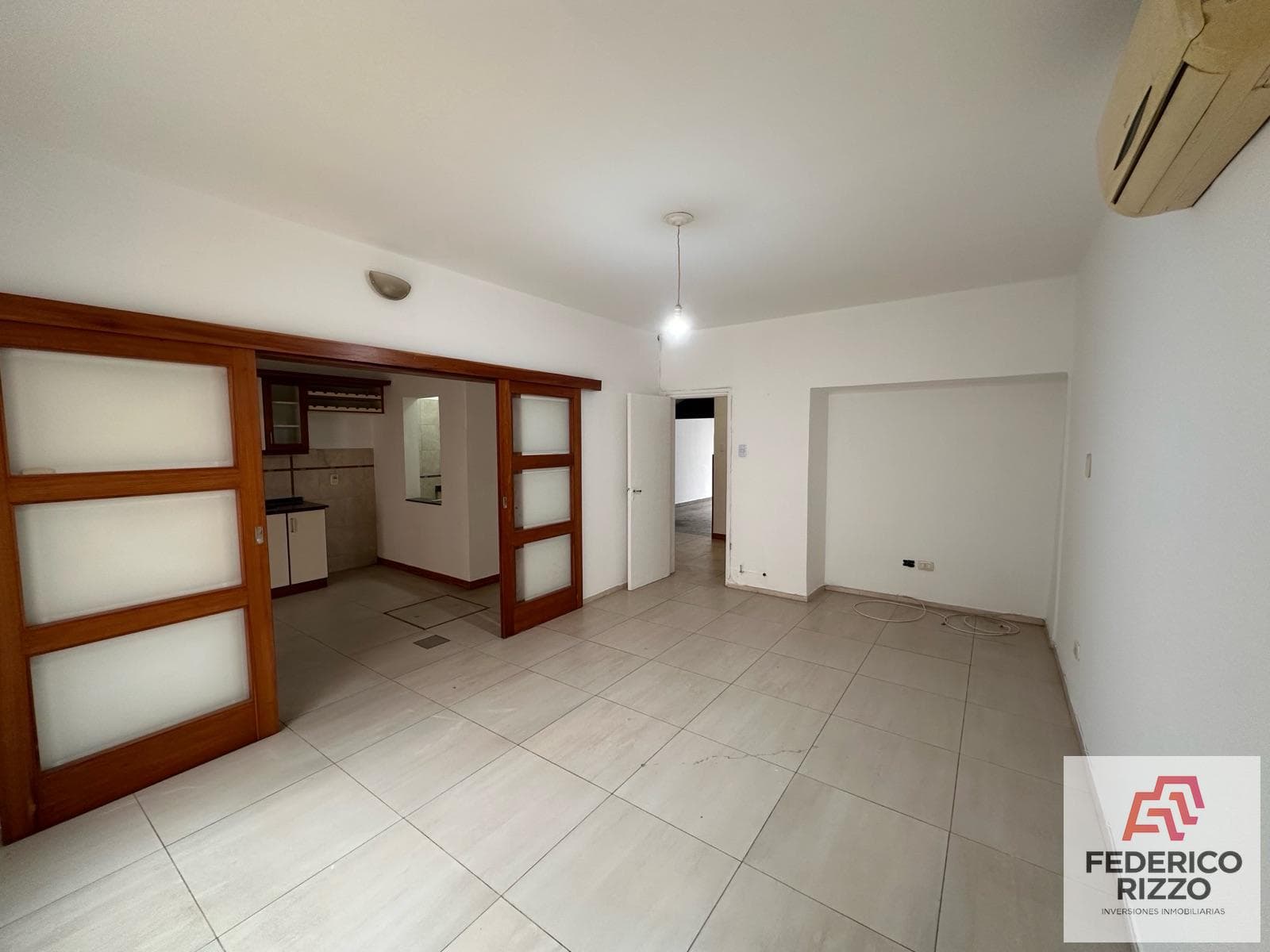 4-bedroom house for sale. ZUMARAN LOS GRANADEROS neighborhood, 2300