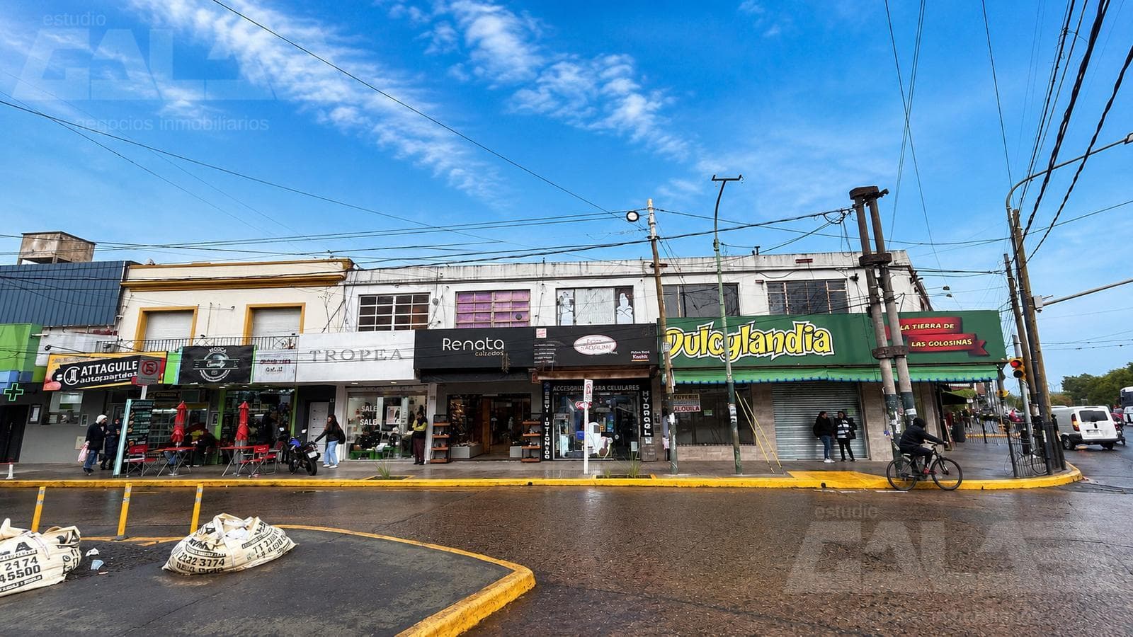 APARTMENT | 4 ROOMS | SUITABLE FOR PROFESSIONALS | SPACIOUS ROOMS | BALCONY | SAN ANTONIO DE PADUA