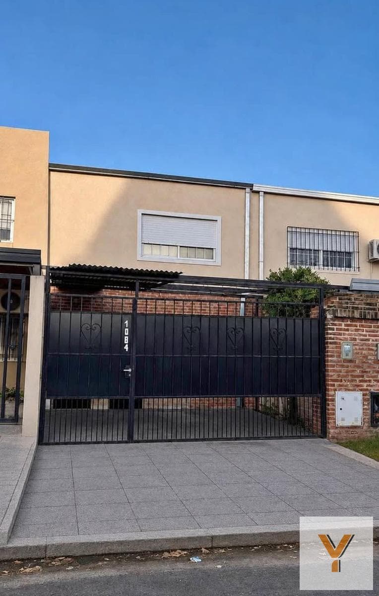 Apartment for Sale - 2 Bedrooms, 2 Bathrooms - 290m - La Plata