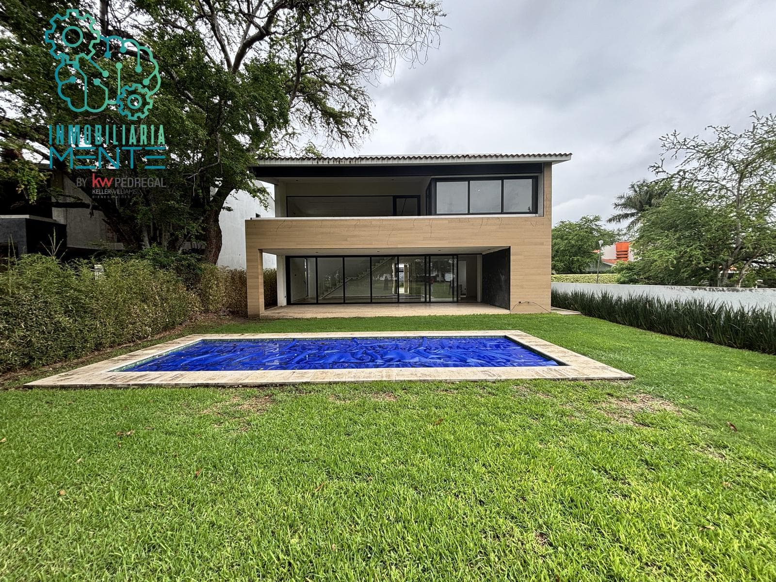 RESIDENCE UNDER CONSTRUCTION AT PARAÍSO COUNTRY CLUB, MORELOS
