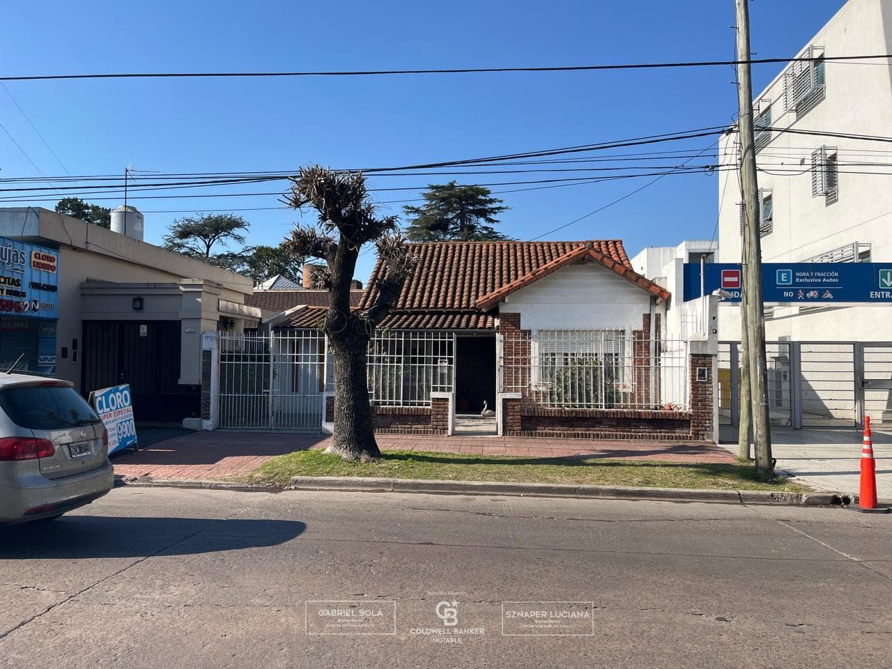House for Sale—Great Opportunity for Development—Santa Rosa Castelar Commercial Area