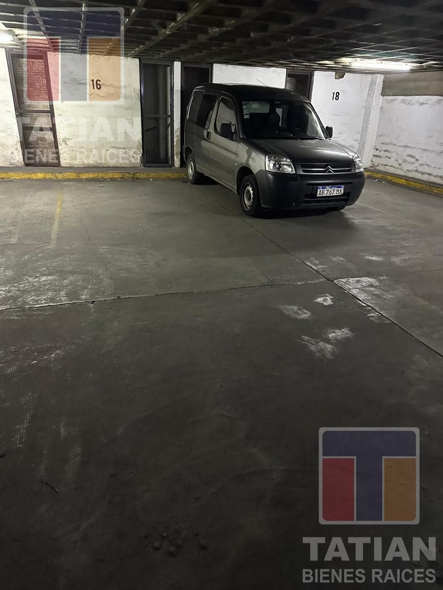 Garage in Nueva Córdoba
