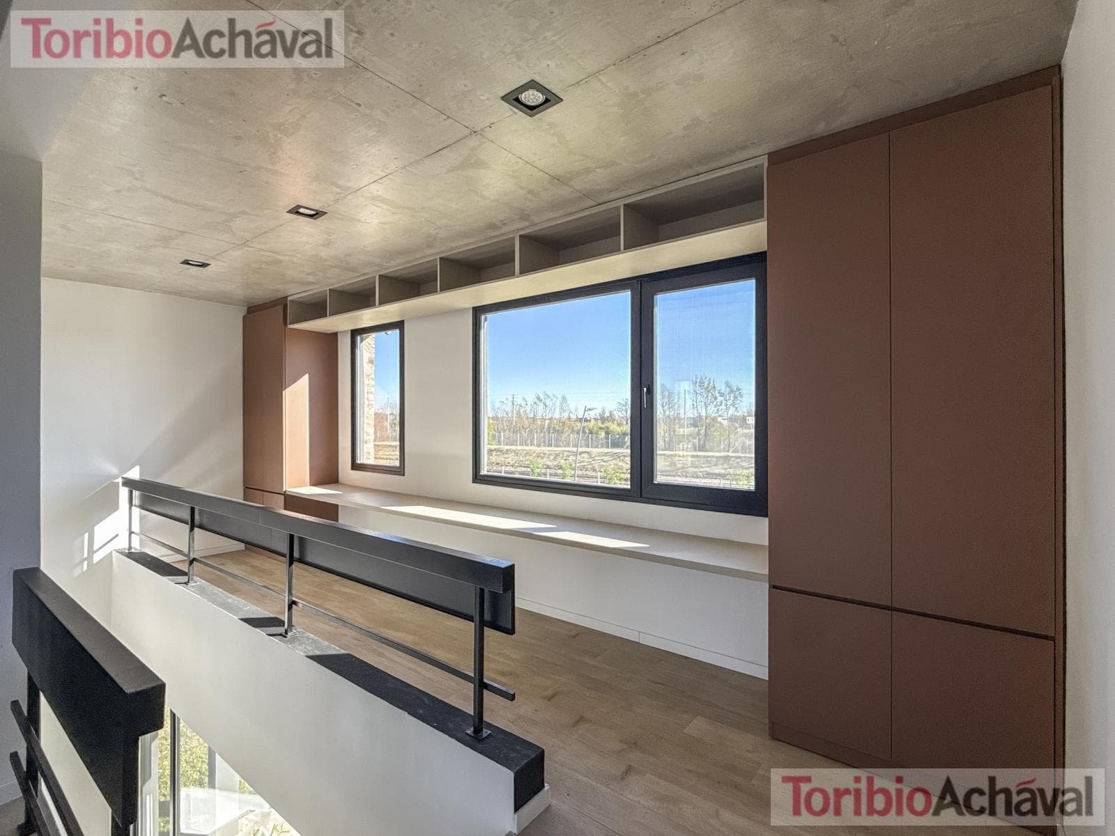 An incredible, brand-new modern-style home in the Amarras neighborhood of Puertos del Lago.
