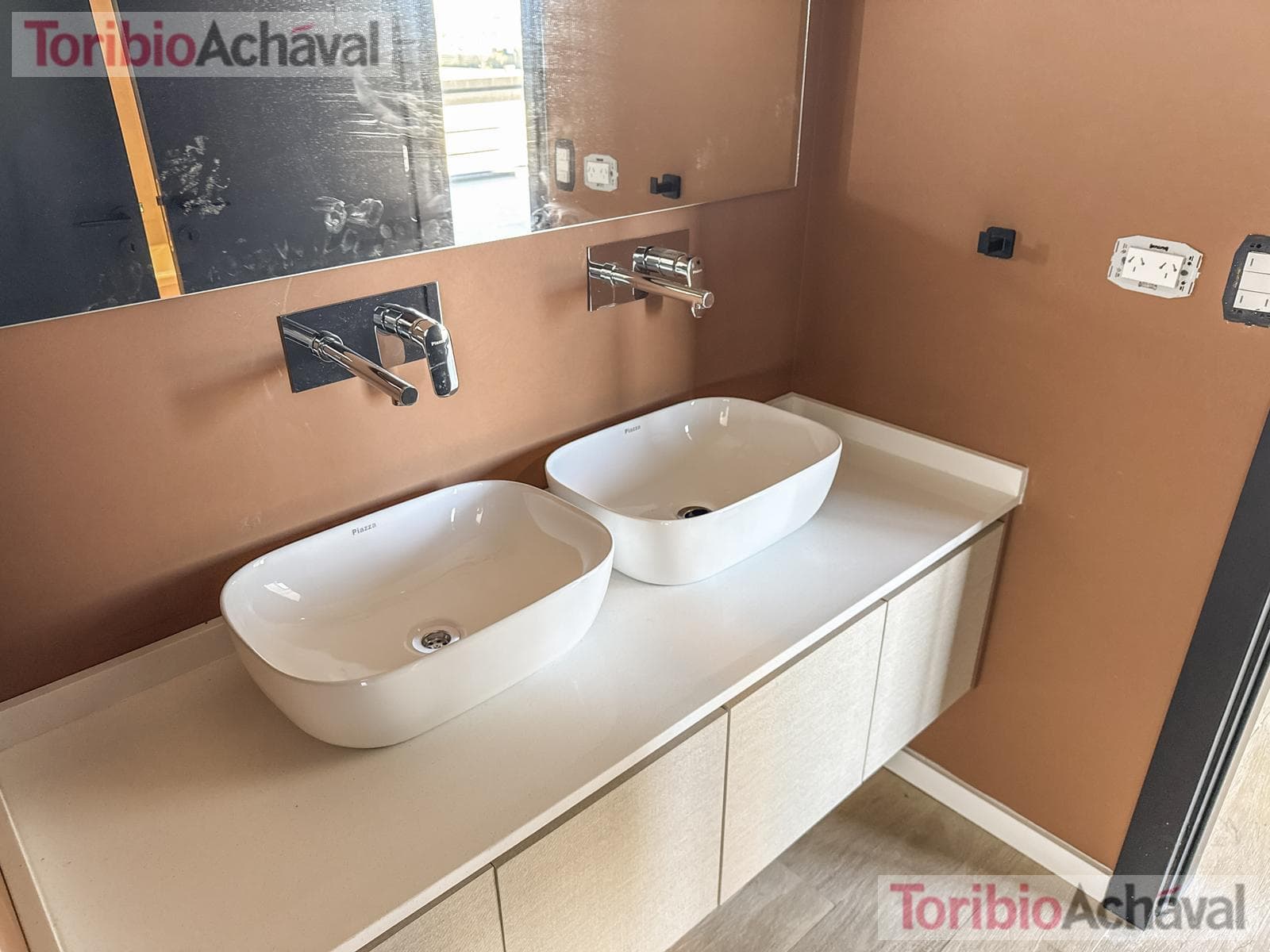 An incredible, brand-new modern-style home in the Amarras neighborhood of Puertos del Lago.