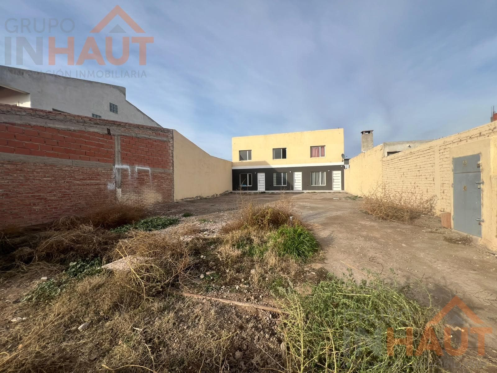 Land for Sale in the Pilar del Sol Neighborhood