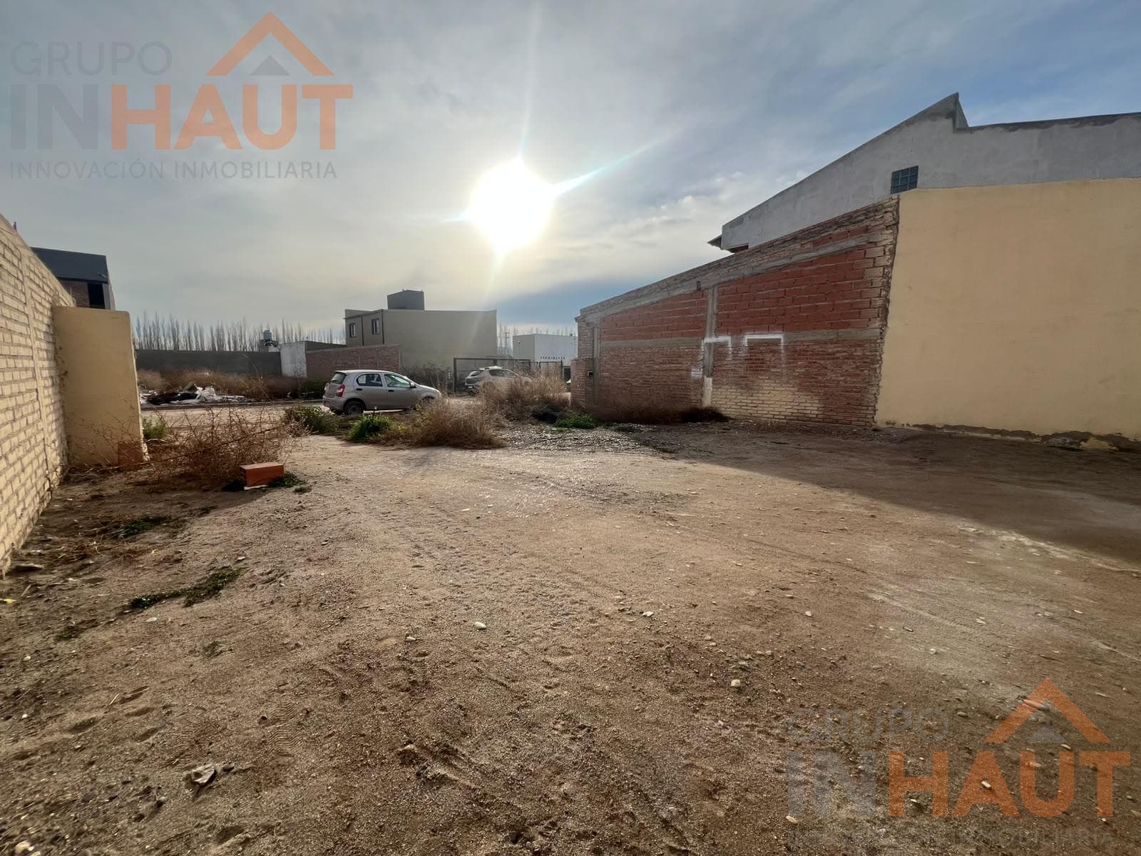 Land for Sale in the Pilar del Sol Neighborhood