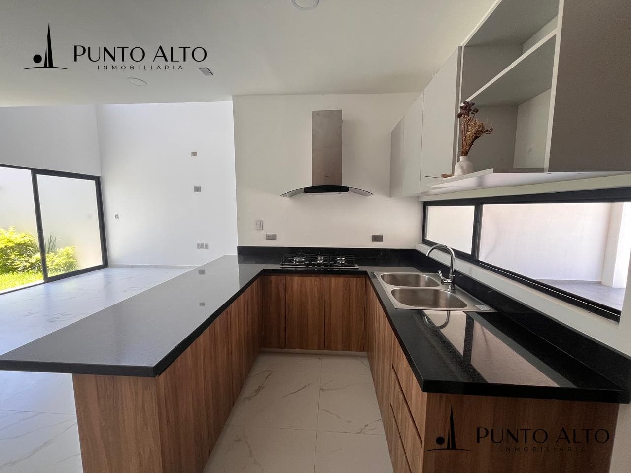 HOUSE FOR SALE IN THE ANDARES MIRAMAR SUBDIVISION